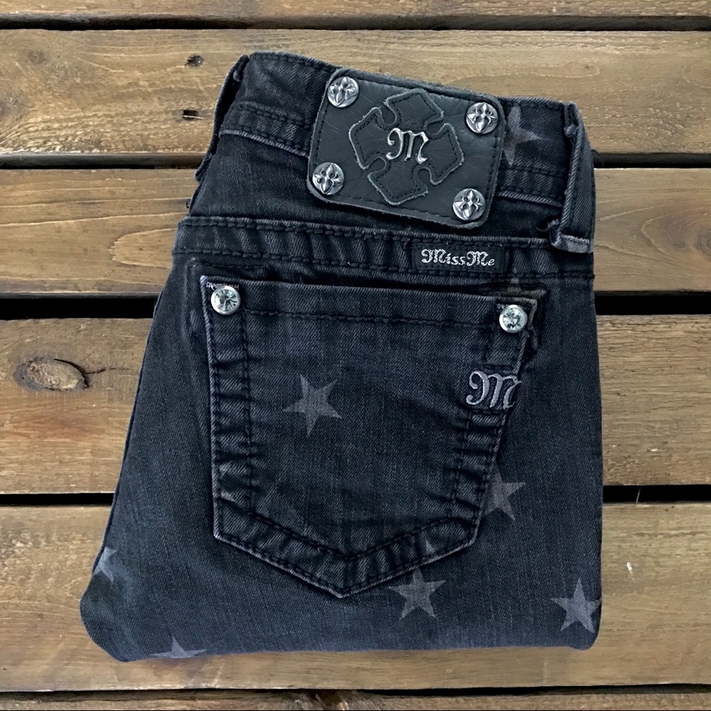 •Miss Me• Black Star Skinny Jeans